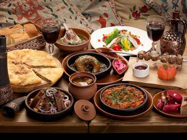 Nét đẹp văn hóa ẩm thực khi du lịch Gruzia bạn nên biết - dulichkavkaz