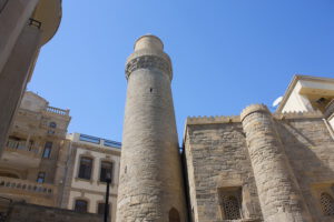 Chiêm ngưỡng Synyk Kala Minaret – Công trình cổ nhất của Azerbaijan