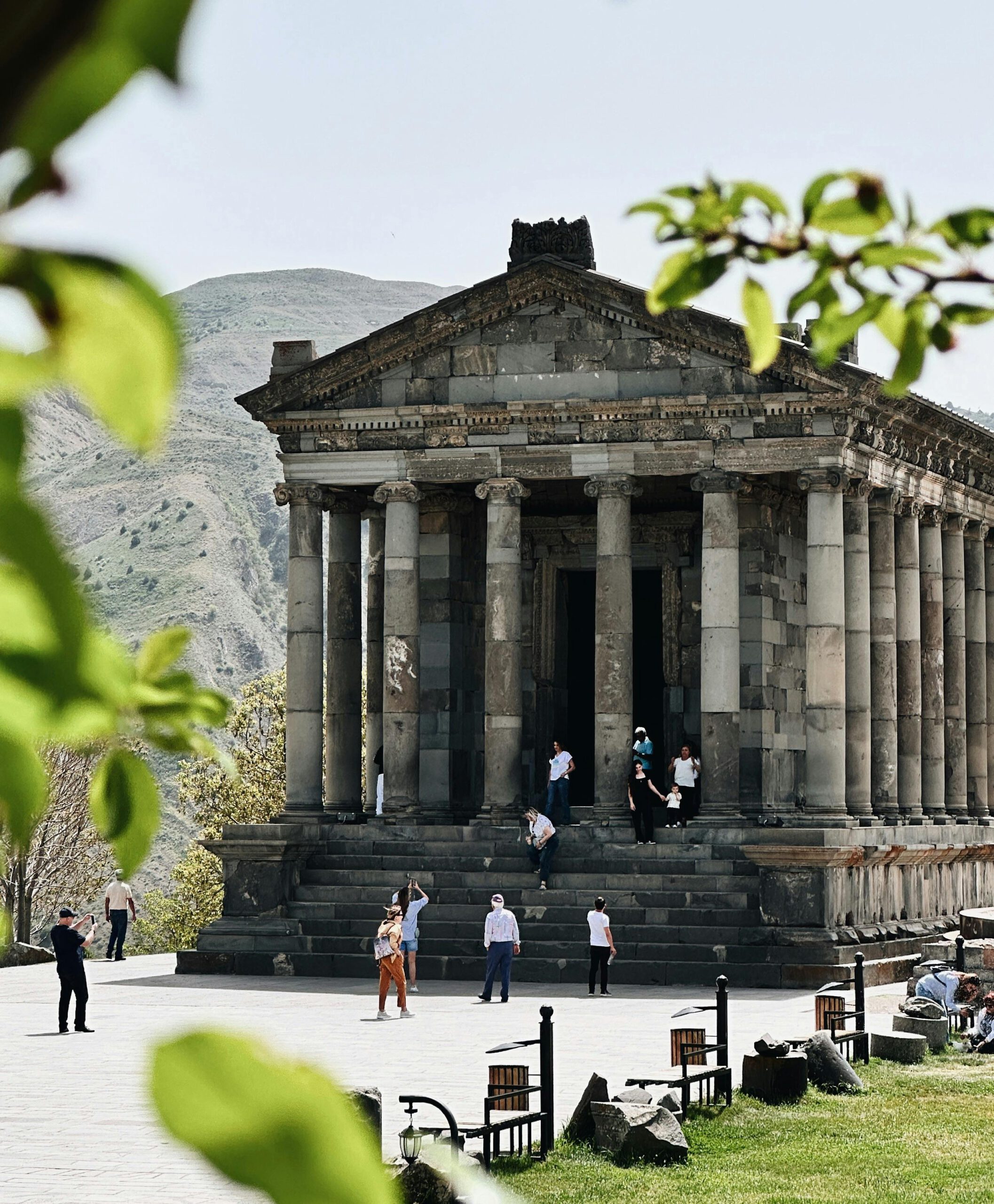 Du Lịch Armenia, Chiêm Ngưỡng Đền Garni Đẹp Tựa “Thành Cổ Acropolis” Của Hy Lạp