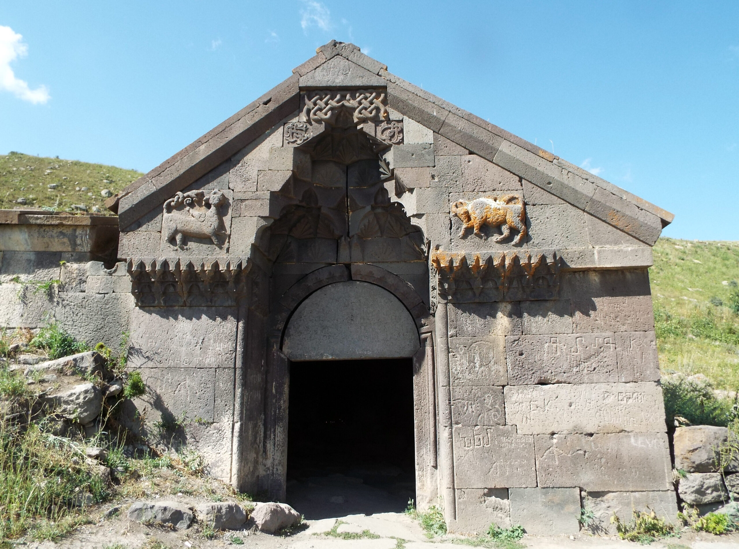 Khám phá các Caravanserai – điểm dừng nghỉ cổ xưa ở Armenia