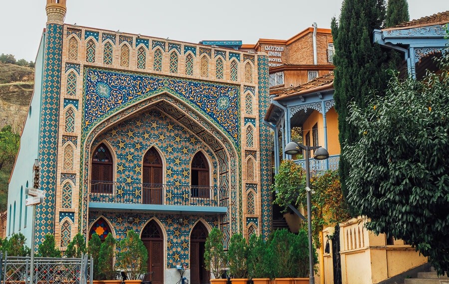 Top 10 Điểm Đến Du Lịch Tbilisi Hấp Dẫn: Hành Trình Say Đắm Vẻ Đẹp Ngàn Năm Top 10 Điểm Đến Du Lịch Tbilisi Hấp Dẫn: Hành Trình Say Đắm Vẻ Đẹp Ngàn Năm